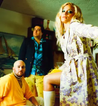 Michelle Joy Of Rising Pop Band CANNONS Talks About Their Hit “Fire For You,” Their EP <em>Shadows</em>, And New Song “Bad Dream” 1 cannons 330