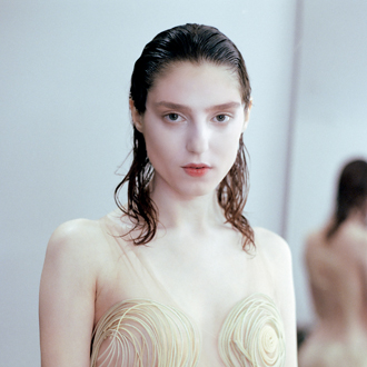 Acclaimed U.K. Singer/Songwriter Birdy Talks About Her Excellent New Album, <em>Portraits</em>, Her Songwriting, And Upcoming U.S. Shows 1 Birdy