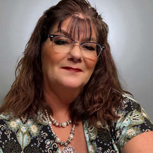 Diana Rasmussen’s "Rise Above It All" Named August “Best Song Of The Month” 1 Diana Rasmussen