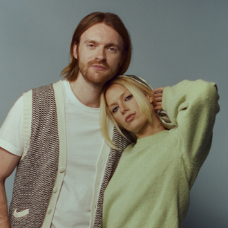 Finneas and Ashe of The Favors